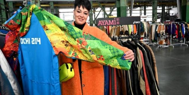    В минувшие выходные в "Севкабель Порту" прошла гаражная распродажа.Игорь Акимов.