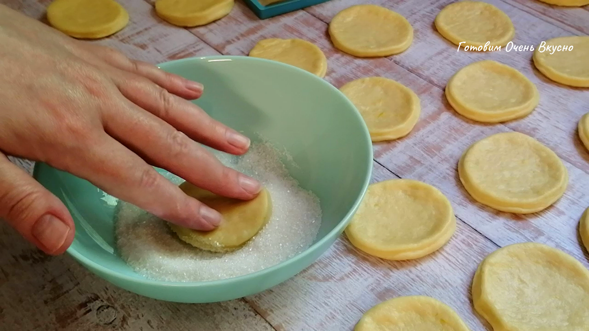 Печенье на кефире нежное и очень вкусное. Быстрая и простая выпечка к чаю |  ГОТОВИМ очень ВКУСНО | Дзен