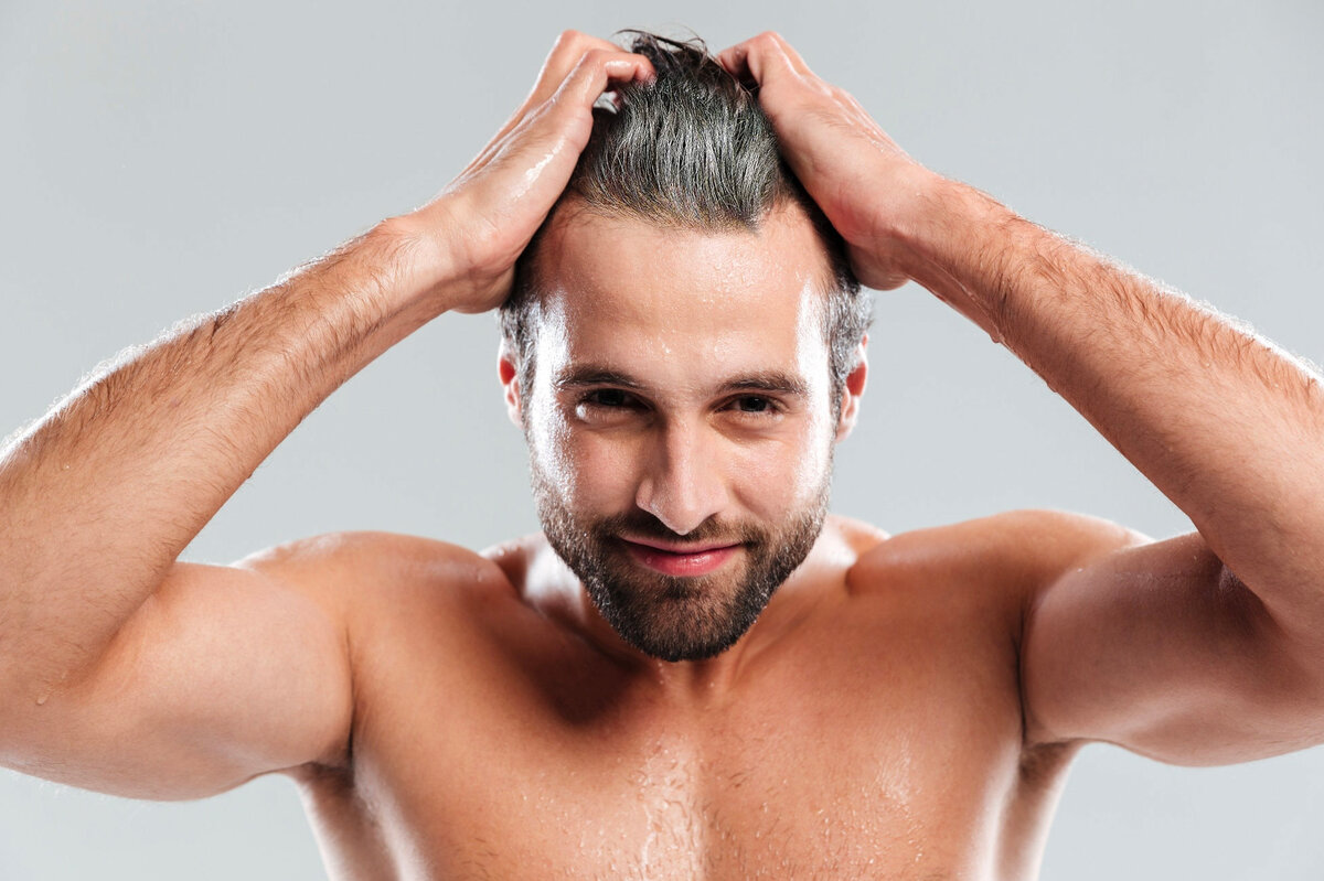     Почему некоторые люди седеют в молодости?