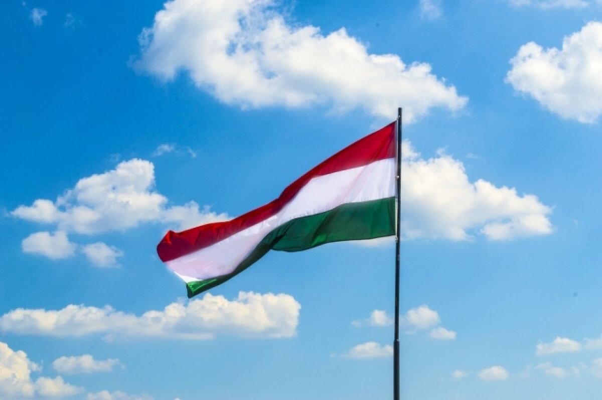   Венгрия добилась нераспространения потолка цен на нефть РФ по трубопроводу