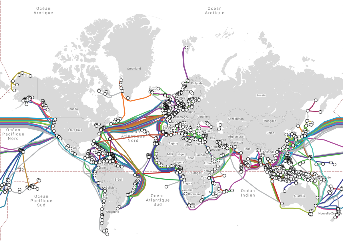 Карта кабелей интернета по океанам