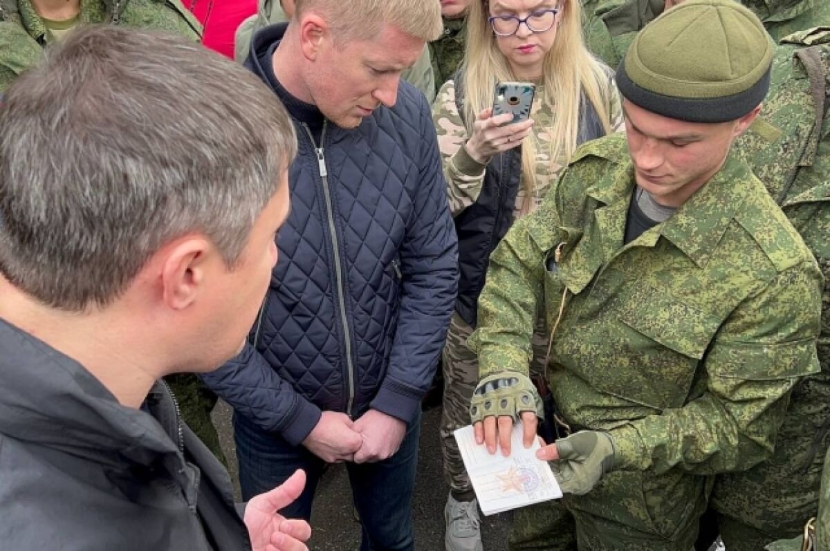    Мобилизованные в Елани пожаловались на непонятные пометки в военных билетах