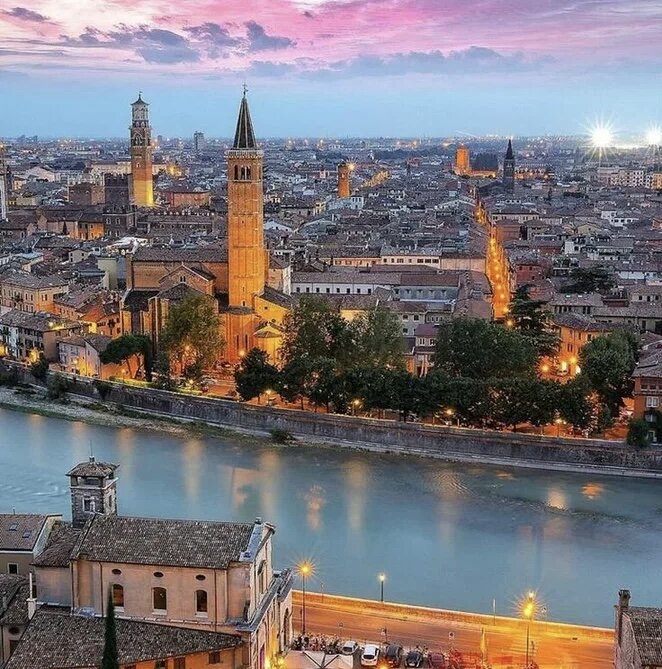 Город Верона в Италии. Яндекс фото.