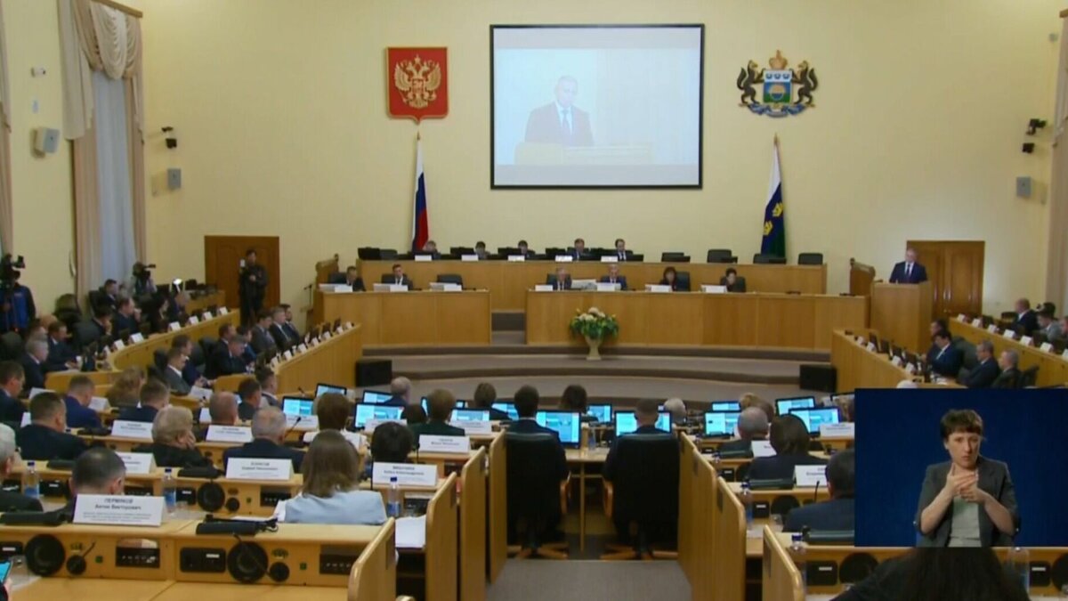     Губернатор Тюменской области во время своего ежегодного послания затронул тему брендирования. Необходимо создавать бренды, которые будут популярны и в других регионах страны. В Тюменской области немало уникальных идей, которые могут стать основой для бизнеса.