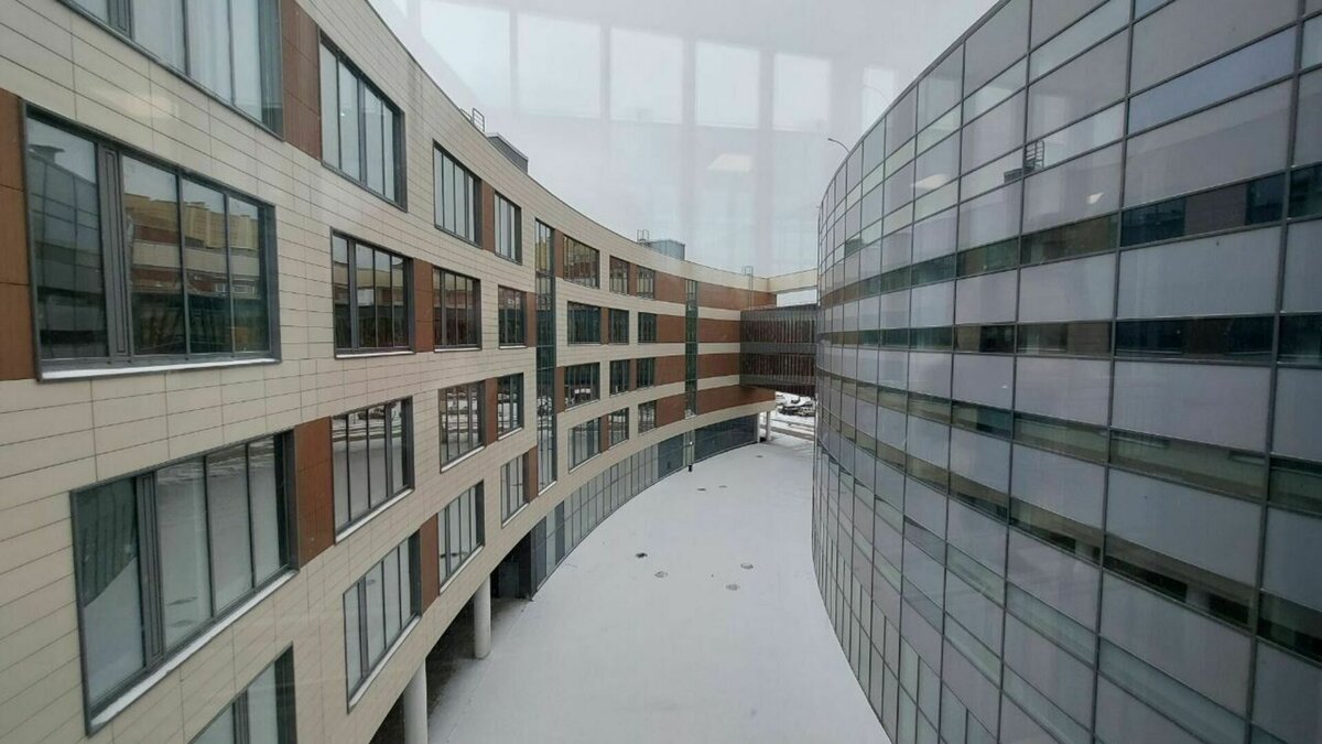     NewsNN собрал всю актуальную информацию о приемной кампании в новую инновационную «Школу 800» в Нижнем Новгороде, первый корпус которой достроили в конце 2022 года. Обучение в школе стартует 27 февраля 2023 года.