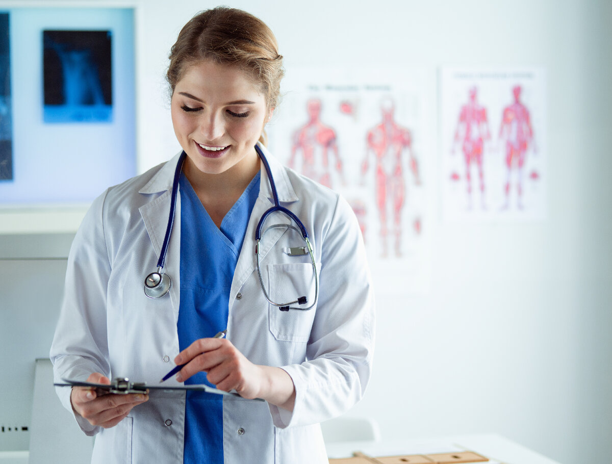 10. медики. 781 медицинских работников. 781 медицинских работников. 2002 список должностей.