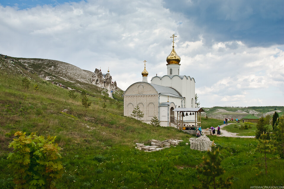 Спасский Костомаровский пещерный женский монастырь