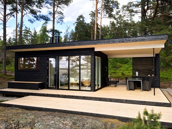 На фото: современная баня.