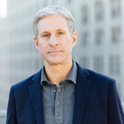 Бывший руководитель и сооснователь проекта Ripple Крис Ларсен попал в список Forbes и занял в нем 383 место. В издании значится, что состояние Ларсена оценено в 2,1 миллиарда долларов США. Ларсен стал первым предпринимателем в списке Forbes, который принадлежит к индустрии криптовалют. Его состояние в криптовалюте Ripple составляет около 5,19 миллиардов XRP.