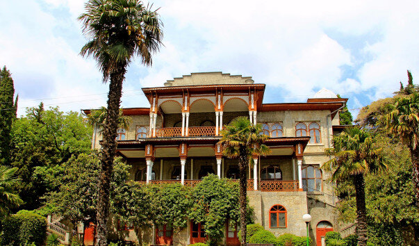 Дворец Карасан