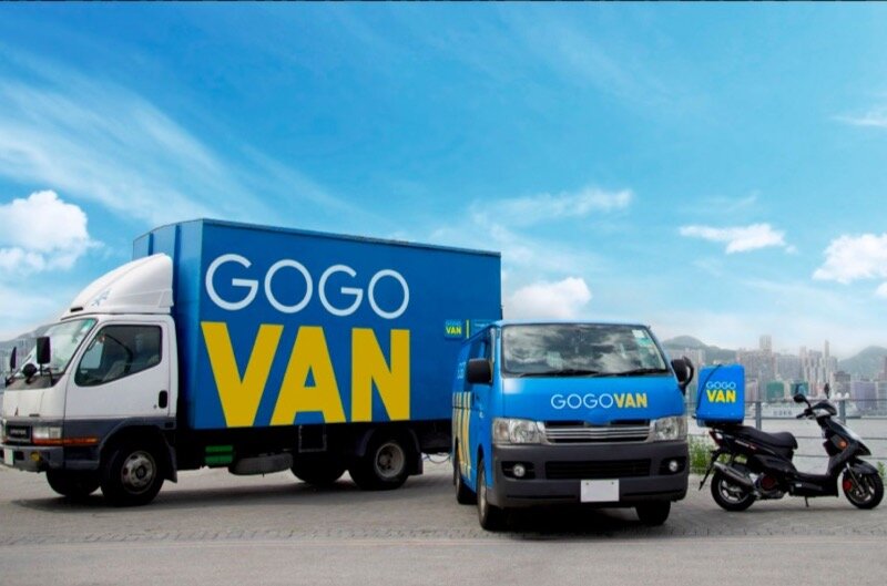 Статья про международную логистическую платформу GoGoVan есть в Википедии только на английском и китайском языках. SULARU в какой-то степени заполняет пробел, рассказывая о том, как гонконгская компания по предоставлению услуг грузовых транспортных средств с водителями стала первым «единорогом» на острове. То есть компанией, за короткий срок преодолевшей стоимость в $1 млрд. Поводом послужило интервью американской CNBC основателя и главы компании Стивена Лама. Эта история об упорстве мальчика из бедной семьи, о случае и умении принимать решения в условиях неопределенности.