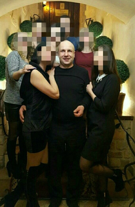 На фото на переднем плане Дмитрий Макаров