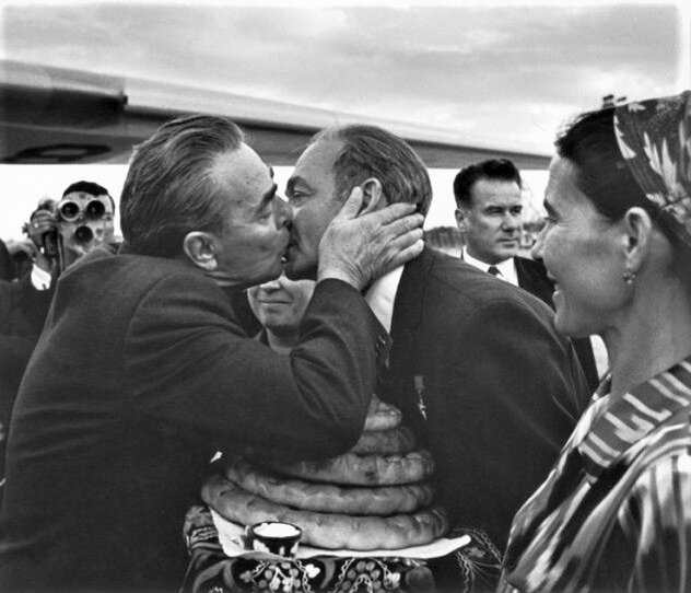 Брежнев очень любил Рашидова, фото из открытых источников