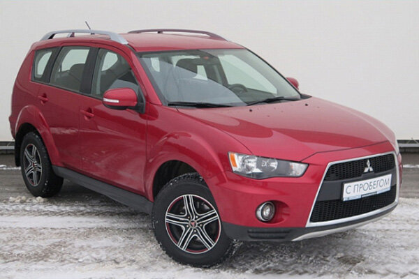Mitsubishi Outlander XL 2010 г.в., фото: www.njcar.ru