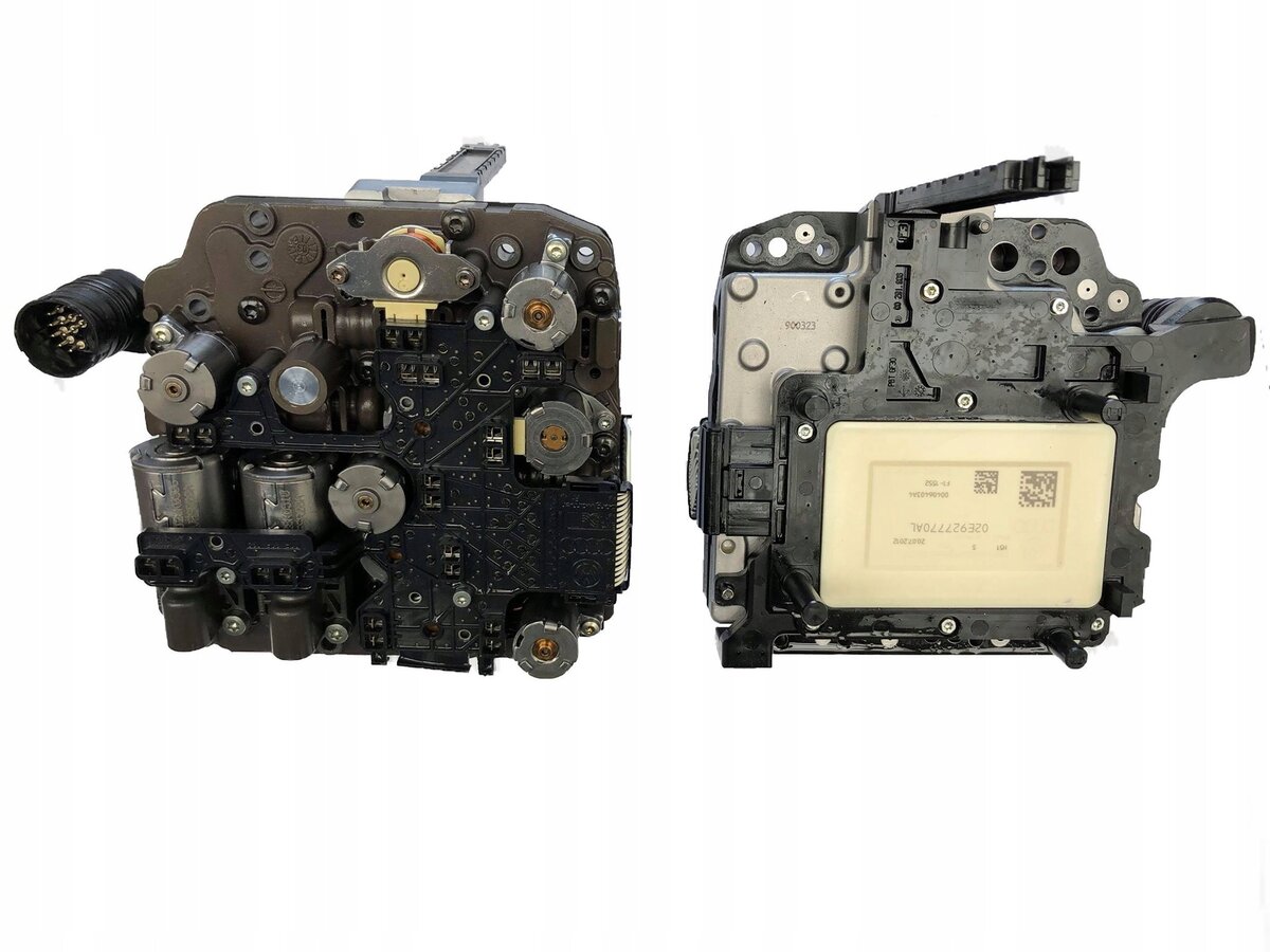 Если  при пуске двигателя коробка переходит в аварийный режим, нужно  задуматься о состоянии электронного блока мехатроника. При повторном  запуске ошибка исчезает, поэтому многие автовладельцы не обращают на это  внимание. 