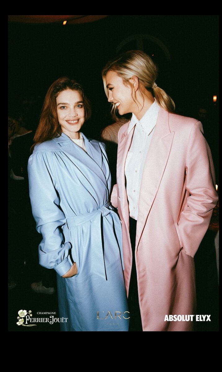 Наталья Водянова и Карли Клосс. Фотоотчет с сайта заведения.