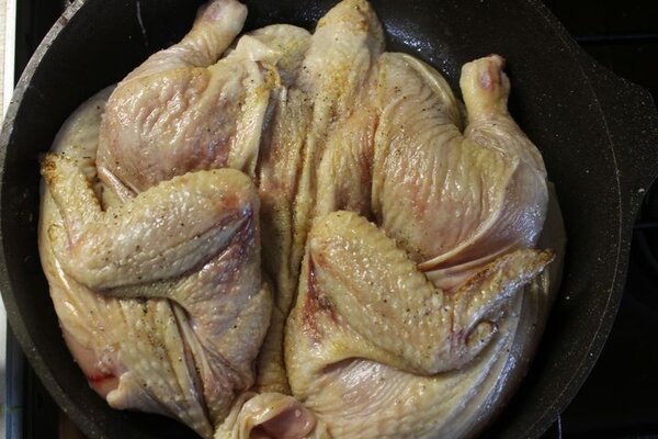 Цыпленок тапака по-домашнему (пошаговый рецепт с фото)