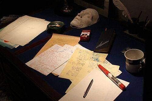 фотоколлаж. источник - интернет.