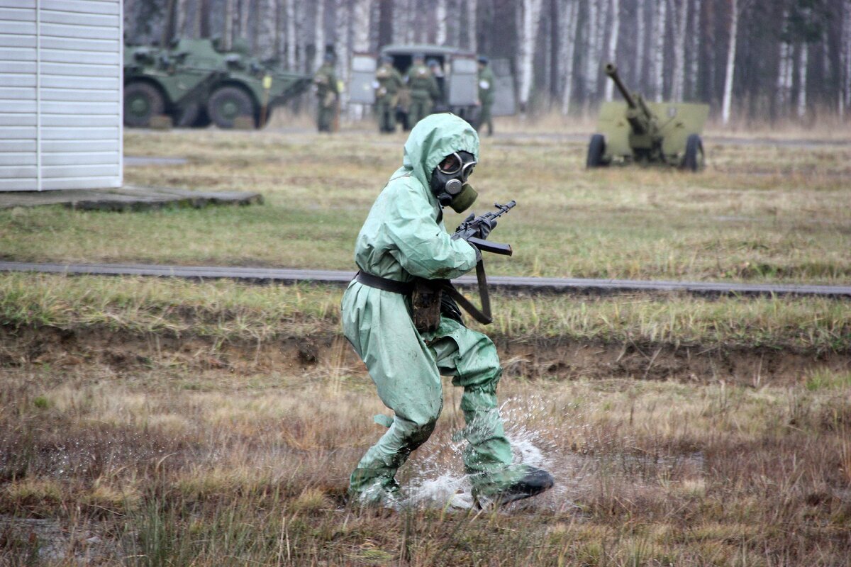 На фото: Боевая подготовка армии. Автор фотографии Александр Рошка.