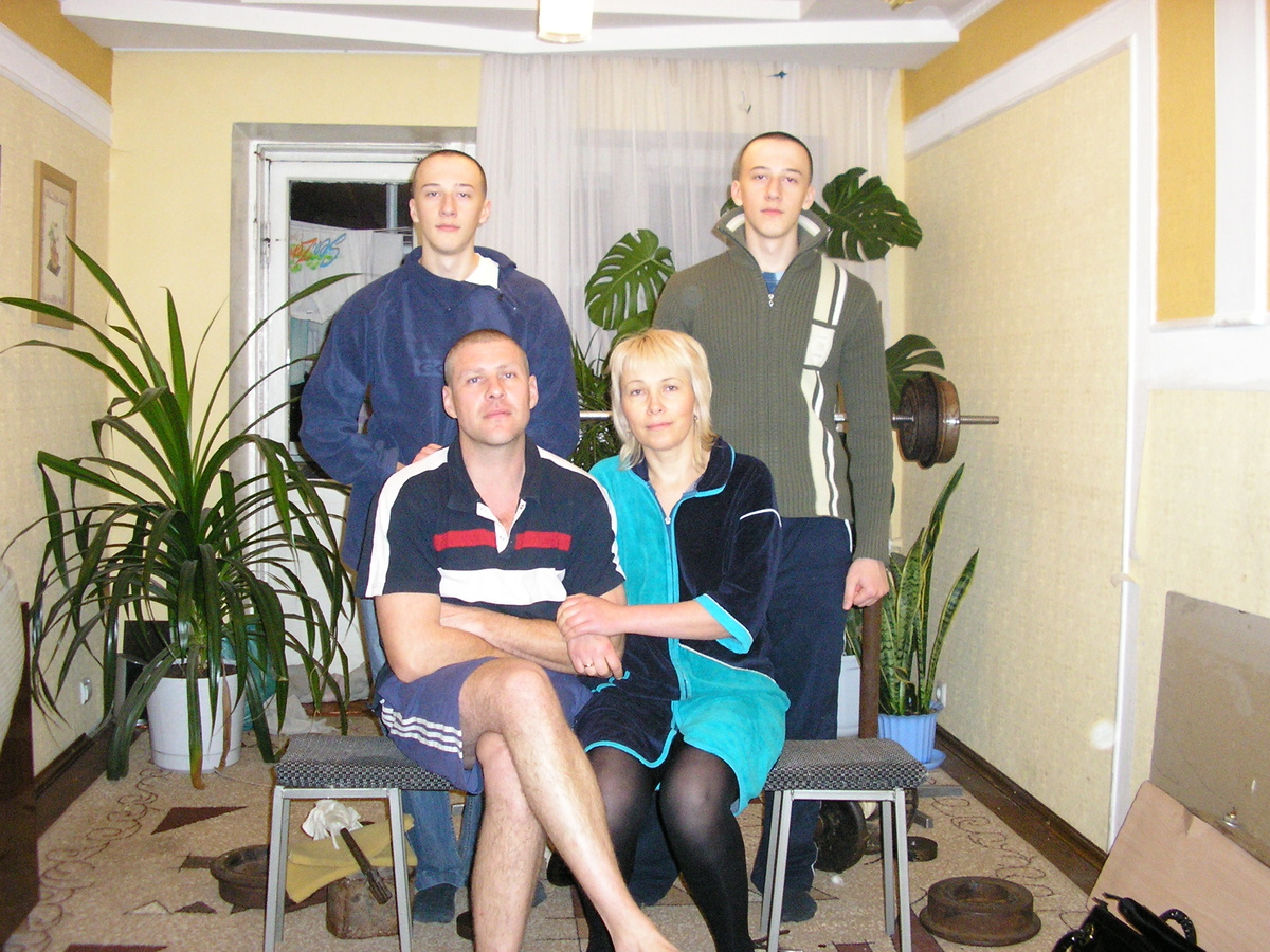 Завтра забирают в армию :)