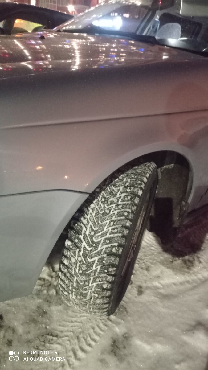 После обкатки,да и до неё резина зарекомендовала себя отлично, гребёт хорошо и в снег и кашу, гололёд держит хорошо, зацеп отличный, торможение тоже удивило, останавливается хорошо быстро, хоть машина и без АБС. Так что покупкой доволен твёрдая 5.