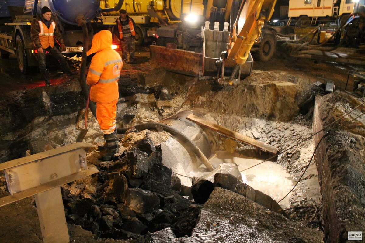 аварии на комунальных система. аварии систем жизнеобеспечения. коммунальная авария барнаул. аварии на коммунальных системах. чс на коммунальных системах.