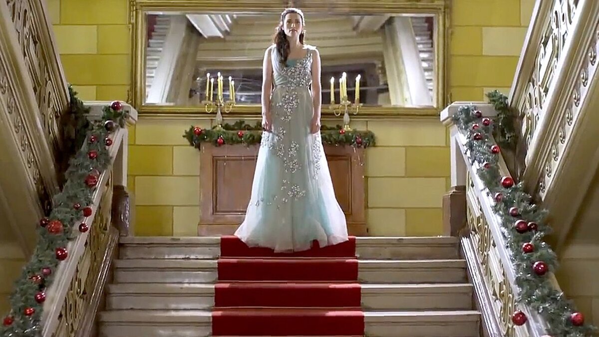 Джулс в замке, играет её ирландская актриса Кети Макграт