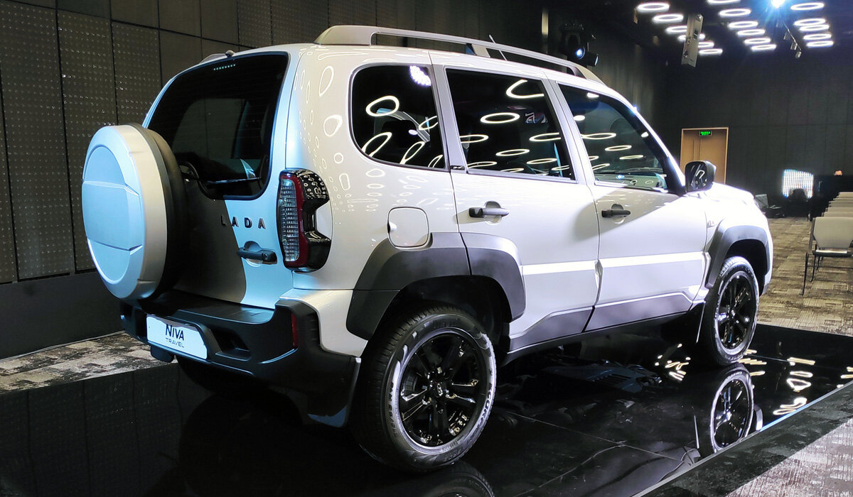 Лада нива тревел 2024 фото Lada Niva Travel получила спецверсию "Black". Автотема Дзен