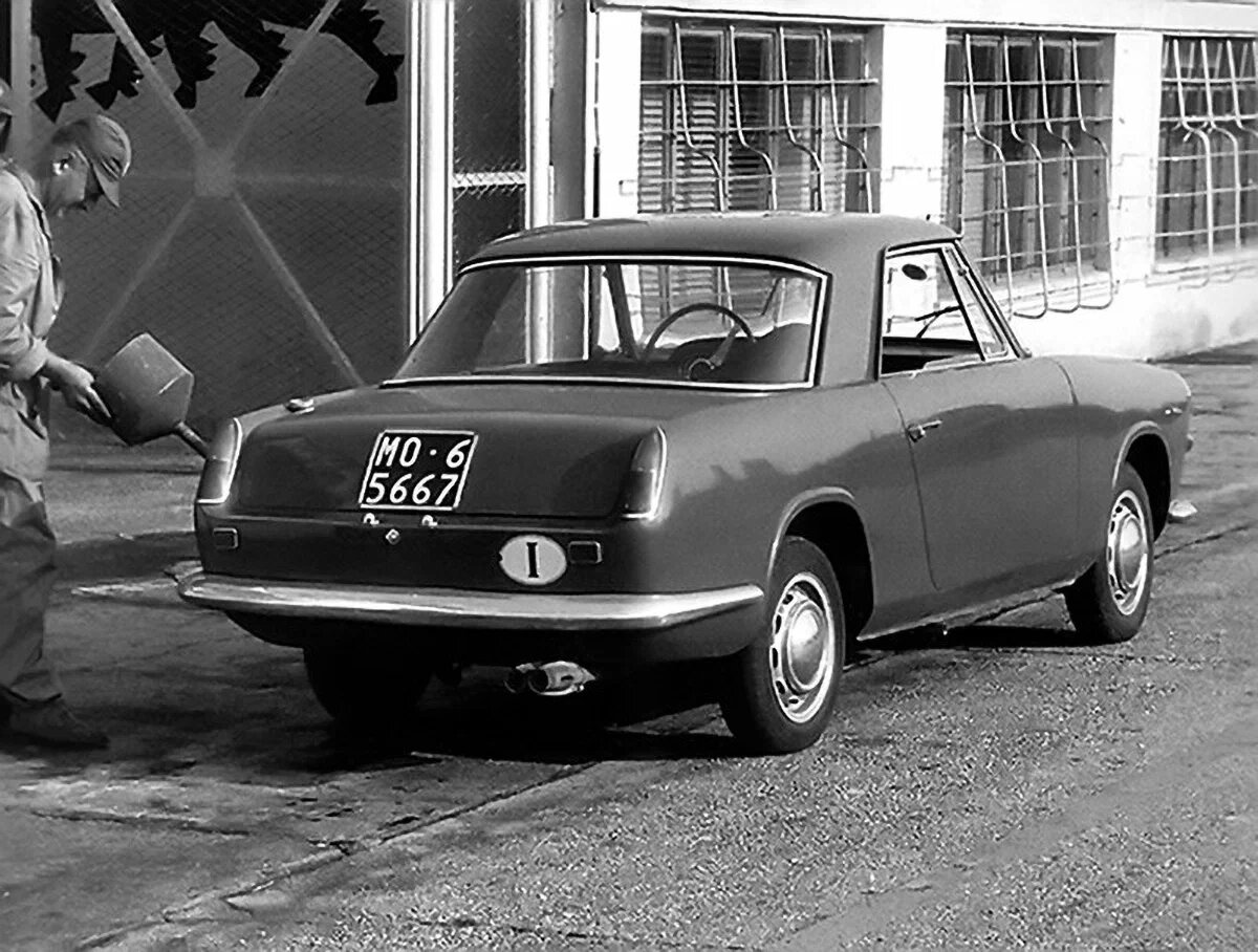 Автостори спб. Auto story. Олдсмобиль 1955 года выпуска. Auto story. Oldsmobile cutlass 1975 года.