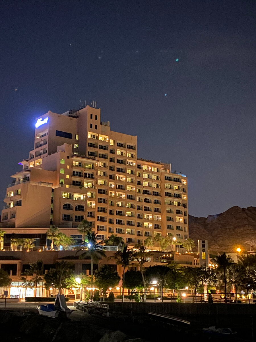 Fairmont Fujairah 5*