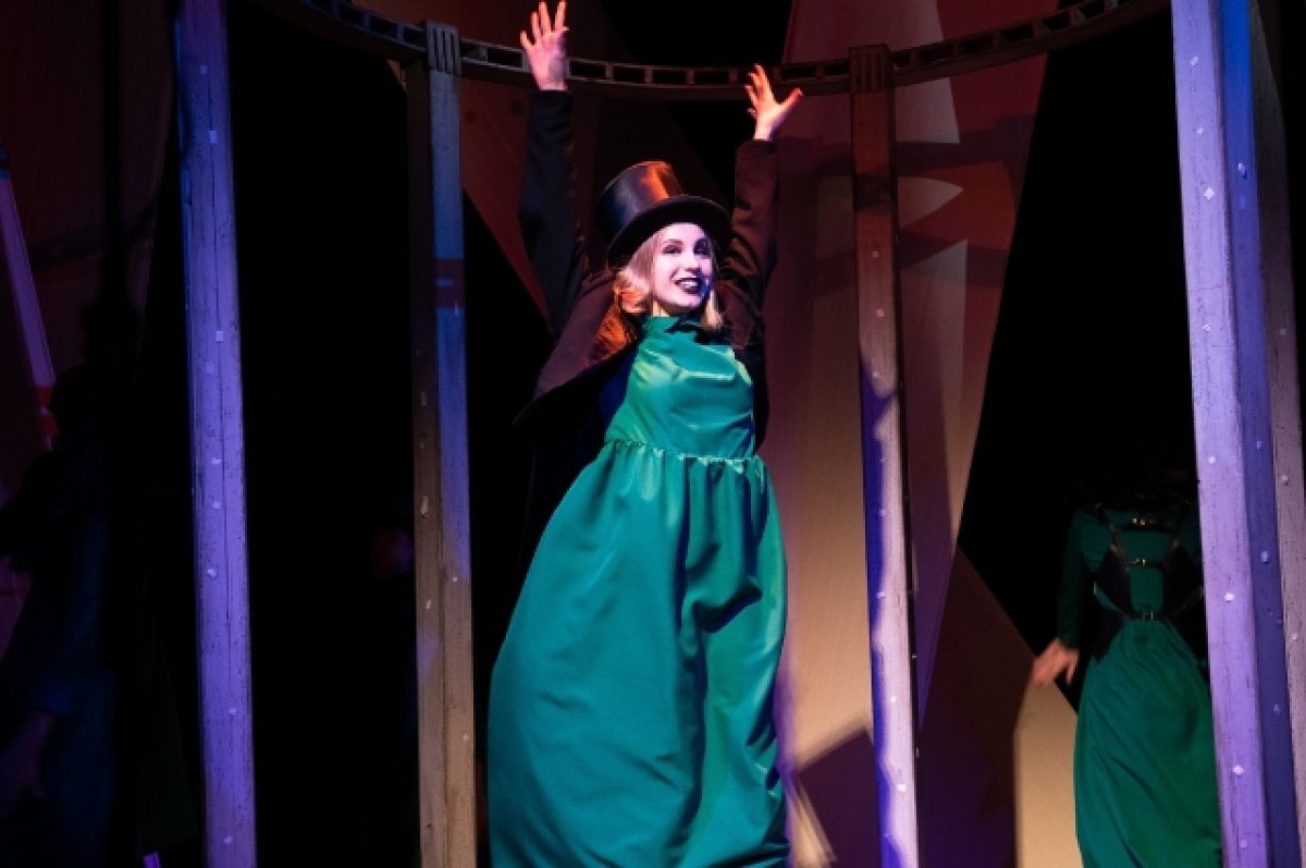    «Арлекин» и другие. Глава театральной студии о ТикТоке, шоу-бизнесе, слезах