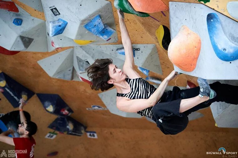 Скалолазание учит вас концентрироваться здесь и сейчас, что чрезвычайно важно в жизни