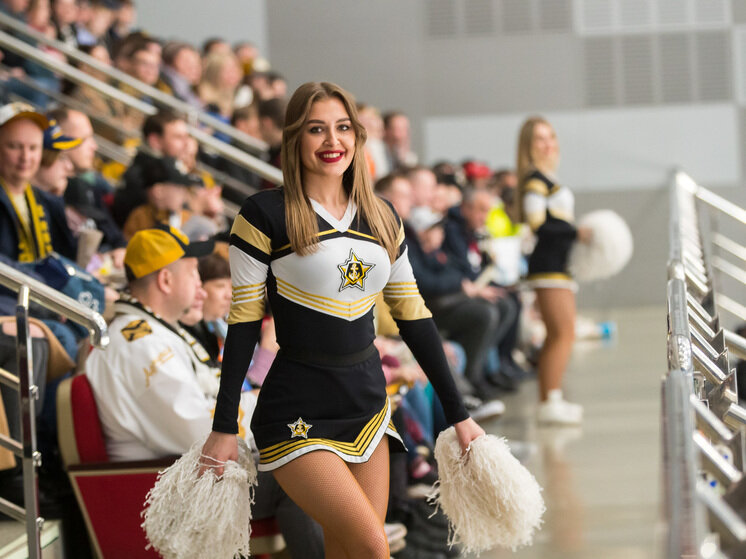     Группа поддержки приморского «Адмирала» ищет таланты. Фото: ХК «Адмирал»