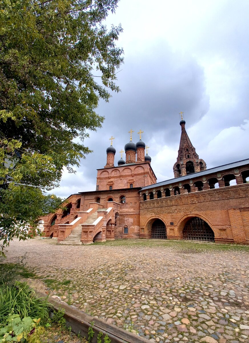 Руками трогать можно