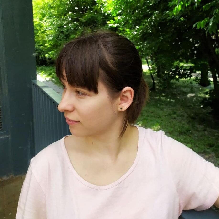 Человек и акула