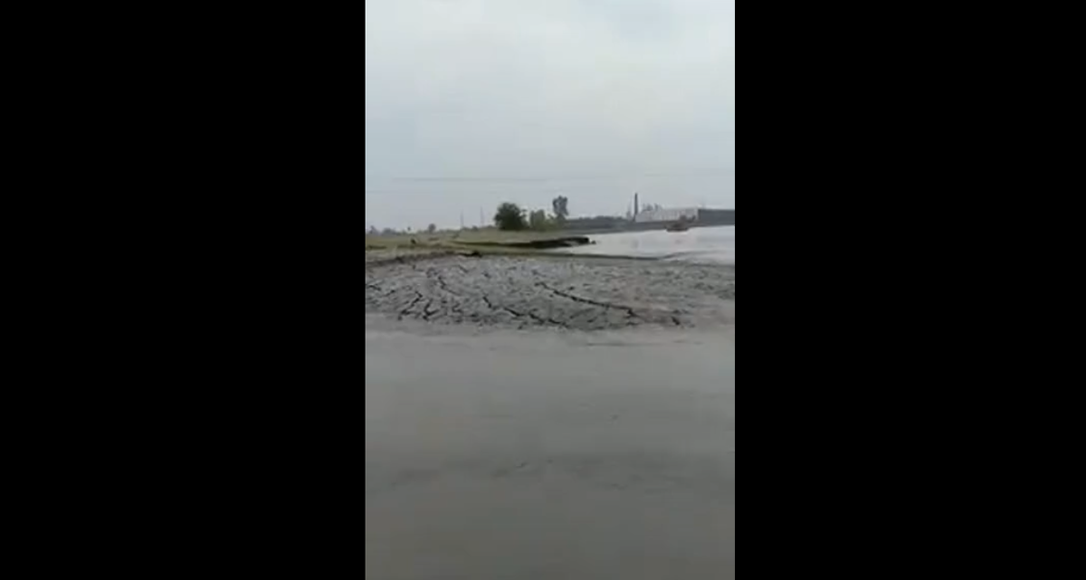 Земля вздыбливается на несколько метров