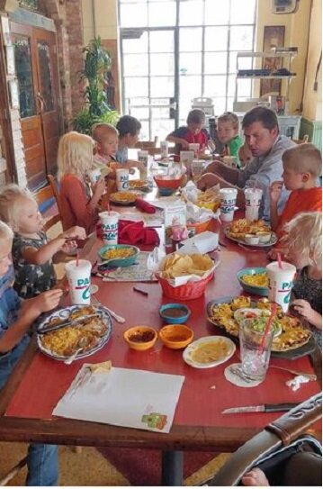 Все семейство в сборе