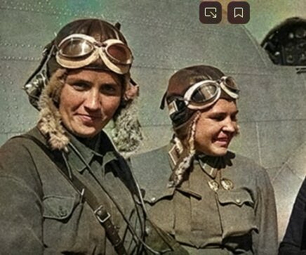 справа Марина Михайловна Раскова. Фото из свободного доступа доработанное автором. Яндекс картинки.