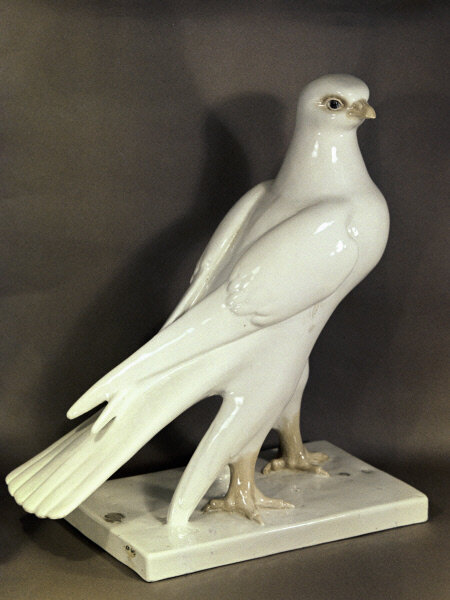 Алексей Сотников. Скульптура «Сокол». Дулёво. РИА Новости. Фото № 104305. Источник: visualrian.ru