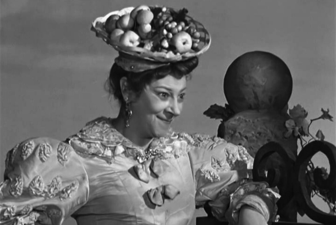Фаина Раневская в роли Мачехи в «Золушке»