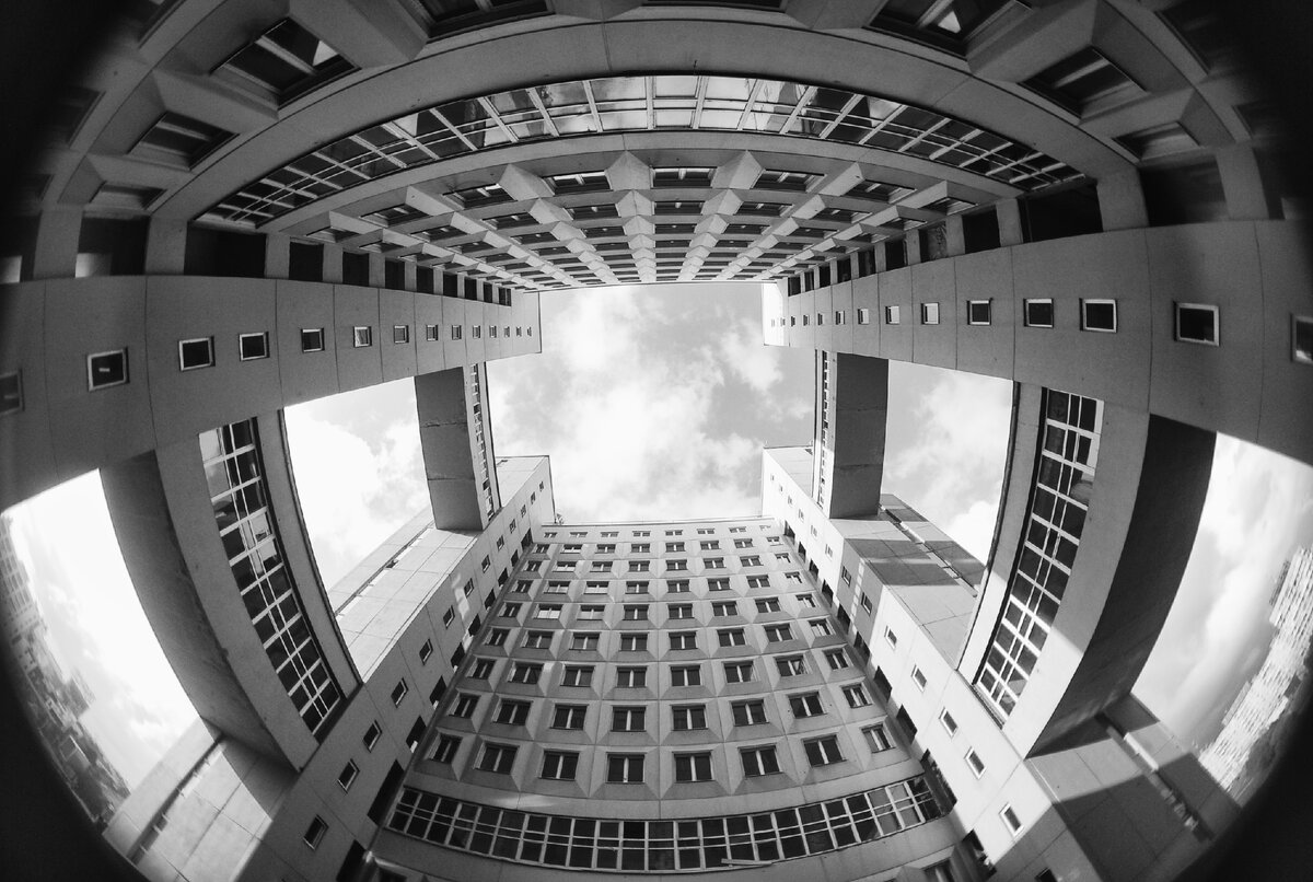 Недостроенный Дом Советов в Калининграде