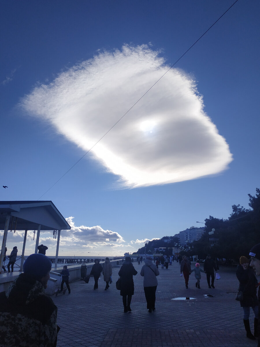 Внешнее - всегда отражение внутреннего. Не наоборот