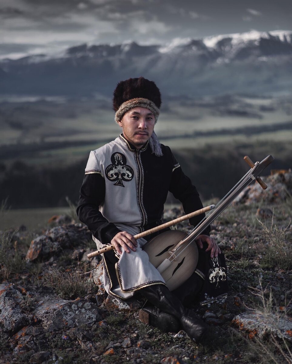 Народный певец "кайчи" с Алтая