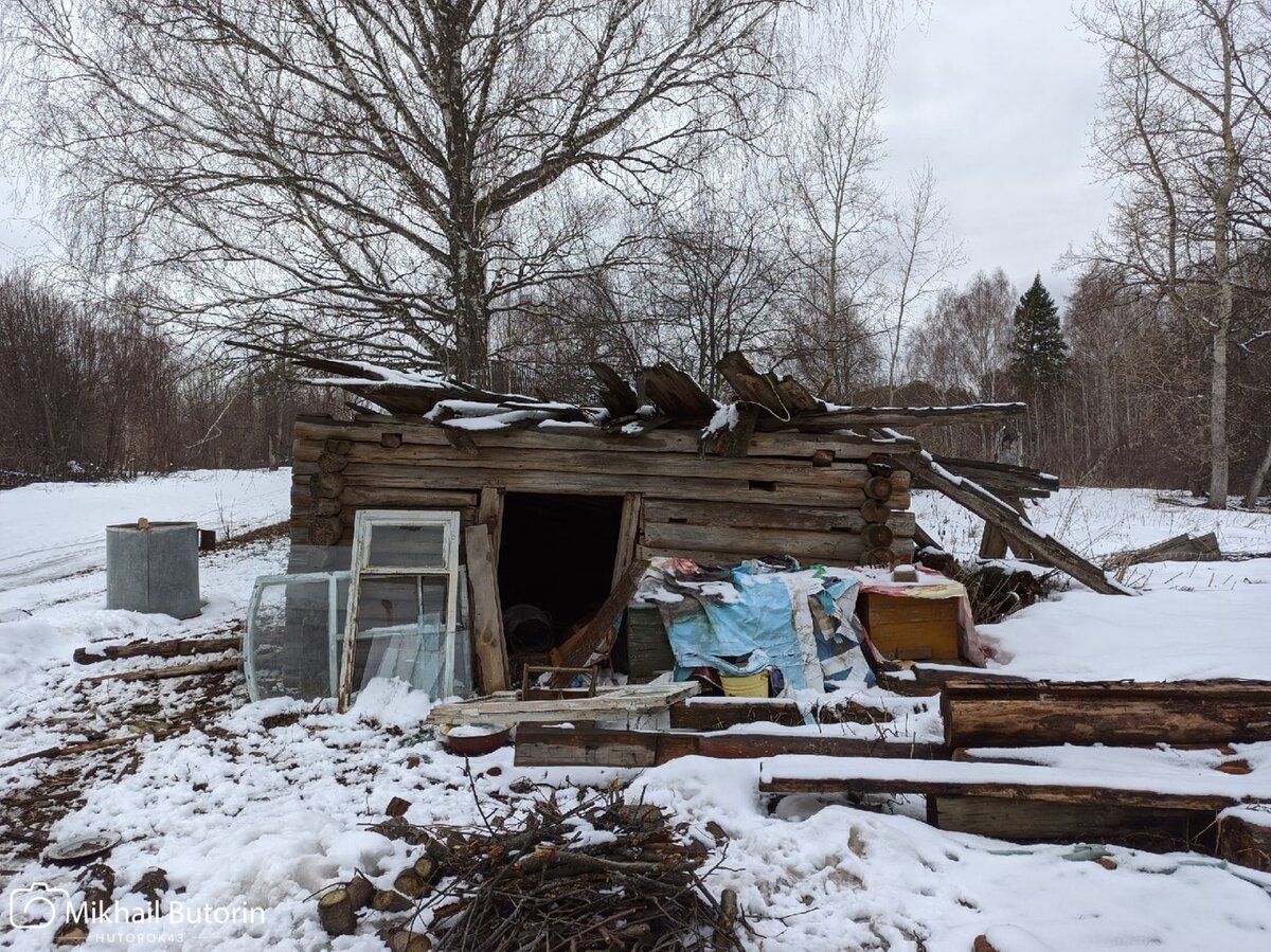Этот самый амбар. Его последнее фото в таком виде. 