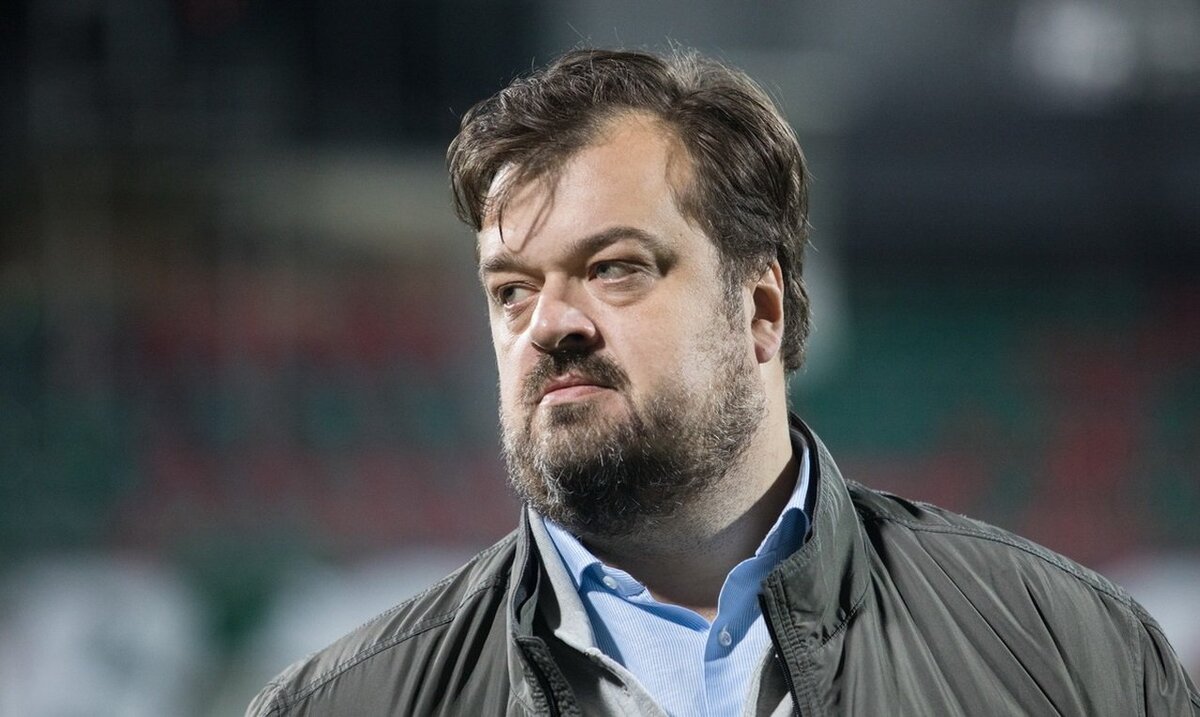 Василий Уткин.