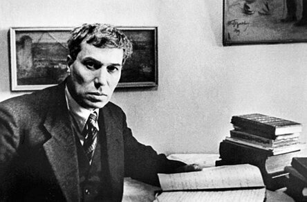 Русский писатель и лауреат Нобелевской премии Борис Пастернак, около 1958 года https://www.kino-teatr.ru/kino/movie/ros/1919/forum/#s4913980