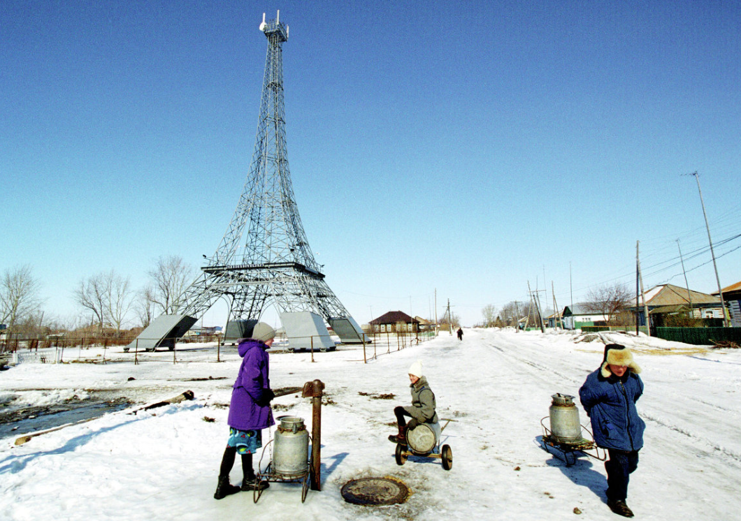 Село париж