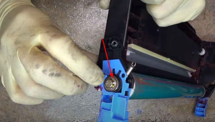 Фото 37. Снимаем ролик заряда