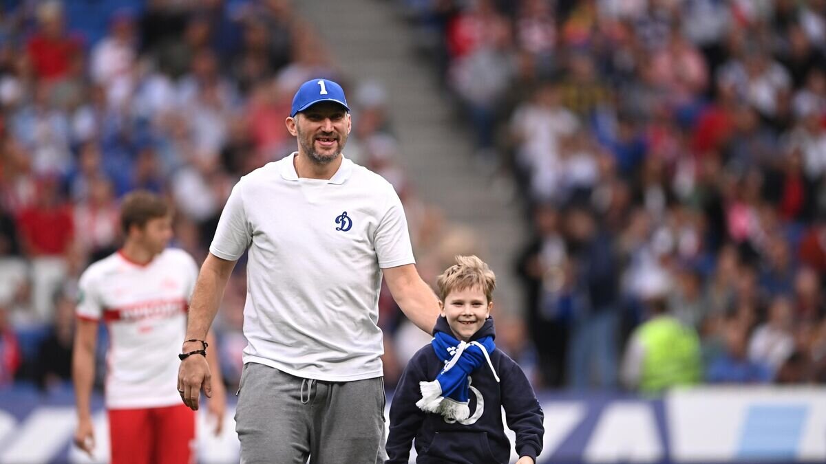     Российский хоккеист Александр Овечкин© РИА Новости / Алексей Филиппов