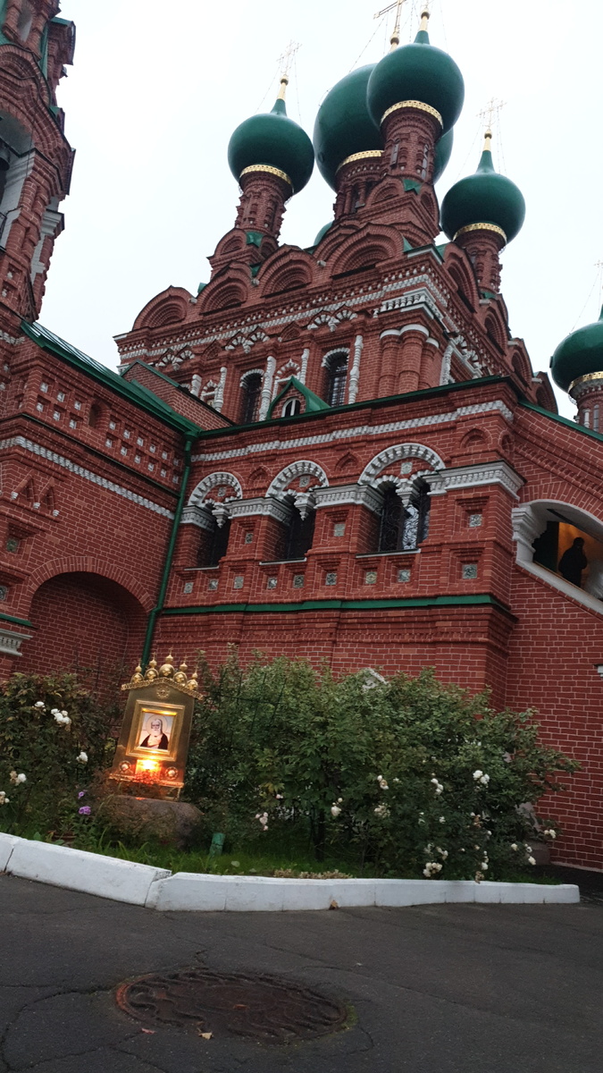 Храм Живоначальной Троицы в Останкине